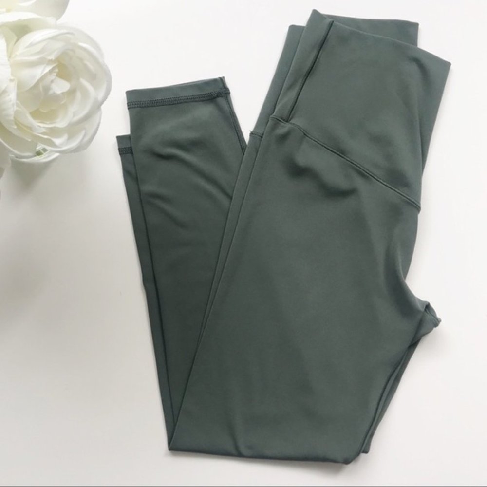 2/$50 🌸 Aerie Real Me High Waisted Leggings (M)